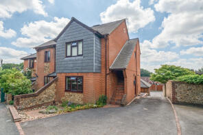 Flat 3, 77, Upper Hale Road, Farnham GU9 0JN