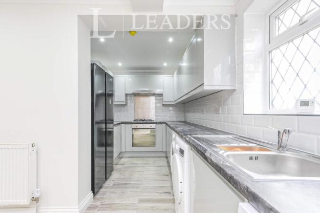 Kitchen (1)