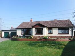 Fforest Bungalow, Felindre, Swansea SA5 7LY