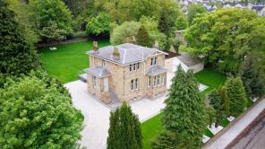 Woodend, Prospect Road, Dullatur, Glasgow G68 0AN