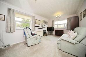 13, Elmhurst Court, Hamblin Road, Woodbridge IP12 1HB
