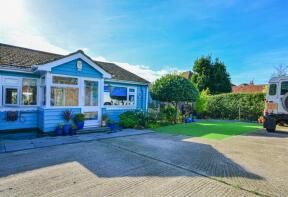 16, Brede Valley View, Winchelsea TN36 4DA
