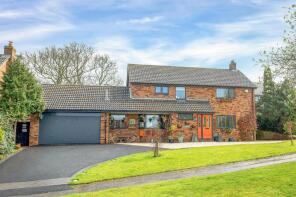 56, Hall Close, Oakham LE15 7HN