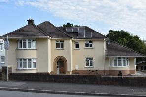 14, New Road, Newcastle Emlyn SA38 9BA