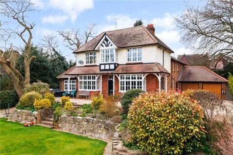 Bath Road, Marlborough, Wiltshire, SN8