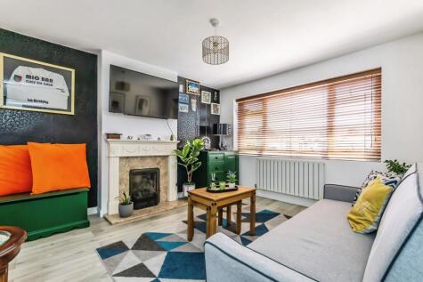 Addison Close, Caterham, Surrey, CR3