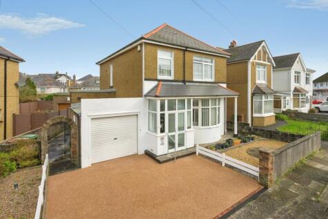 Plaistow Crescent, St Budeaux, Plymouth, PL5