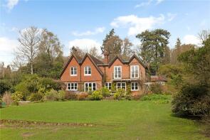 Reapyear Corner, Streeters Rough, Haywards Heath RH17 7LL