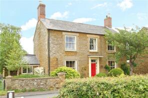 Yapham House, Banbury Road, Towcester NN12 8DY