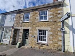 Roskear, Fore Street, Truro TR2 4RR