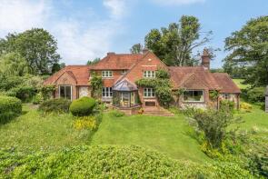 Tangletrees, The Street, Petworth GU28 0QA
