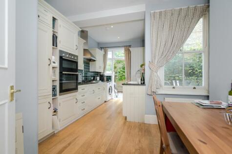 Wakehurst Road, London, SW11