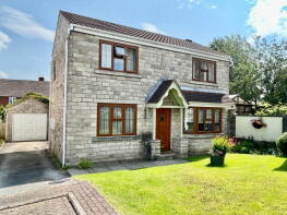 7, Lyndon Close, Bramham, Wetherby LS23 6SR