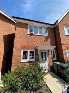Henry Close, Ash, Aldershot