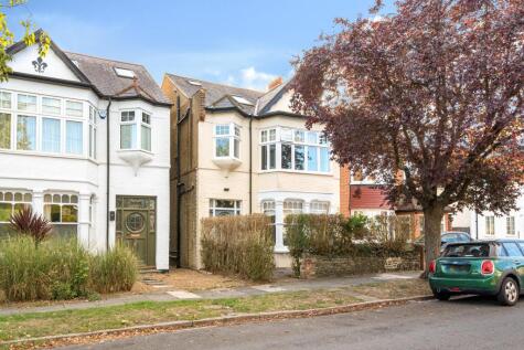 Queens Avenue, Whetstone, N20