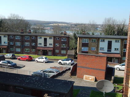 Sunderland Close, Rochester, ME1