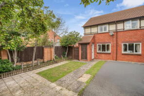7, Whitsun Pasture, Willen Park, Milton Keynes MK15 9DQ