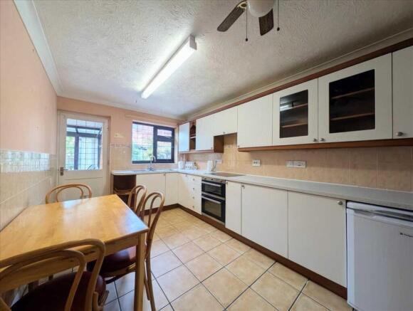 Kitchen /