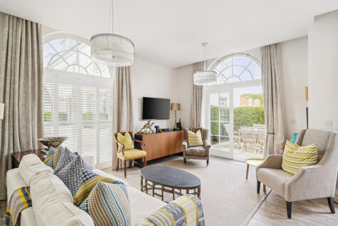 Egerton Drive, Isleworth, TW7