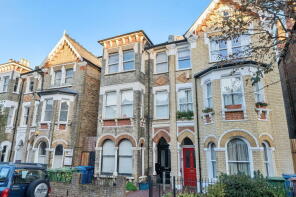 Ground Floor Flat, 57, Oakhurst Grove, London SE22 9AH