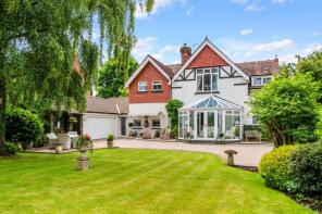 Meadowlands, Park Road, East Grinstead RH19 2NQ
