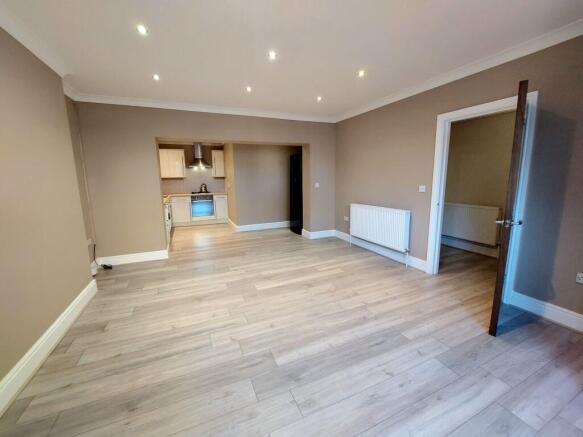 Open Plan Reception Room