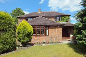 18, Stoke Common Lane, Purton Stoke SN5 4JG