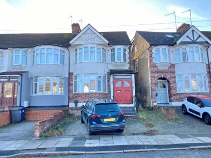 Woodfield Drive, East Barnet, EN4