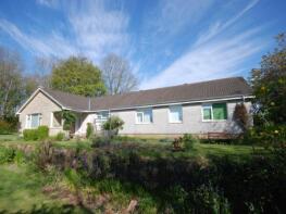 Ashwood, Station Road, A917 From U059 Junction At Boarhills To Access To Falside, Kenly, St. Andrews KY16 8PR