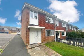 20, Barrie Road, Farnham GU9 0DU