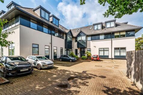 Challenge Court, Leatherhead, KT22
