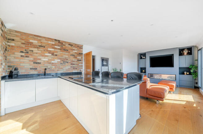 Kitchen/Lounge