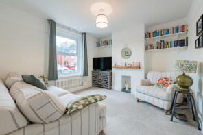 32, Whites Road, Southampton SO19 7NQ