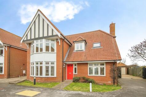 Barrow Mews, West Mersea, COLCHESTER