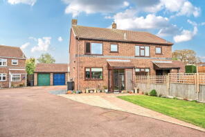 19, Walnut Paddock, Melton Mowbray LE14 4BD