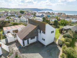 Ty Gwyn, Long Park Drive, Widemouth Bay, Bude EX23 0AN