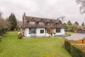 Castle View, Sparepenny Lane, Dartford DA4 0JJ