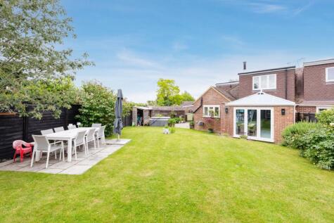 Truro Close, Maidenhead, SL6