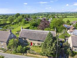 Cromwell Cottage, Chetnole Road, Sherborne DT9 6HL