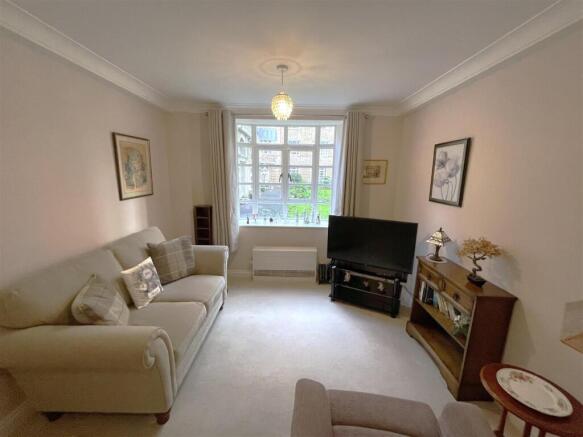 Living room.jpeg