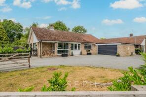 Silverlees, Westerfield Road, Ipswich IP6 9AQ
