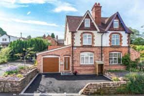 108, Finstall Road, Bromsgrove B60 3DB