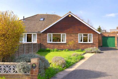 Farm View, Cobham, KT11