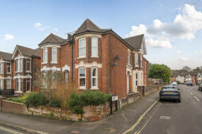 43, Hillside Avenue, Southampton SO18 1JZ