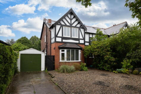 Torkington Road, Hazel Grove, Stockport SK7 6NR