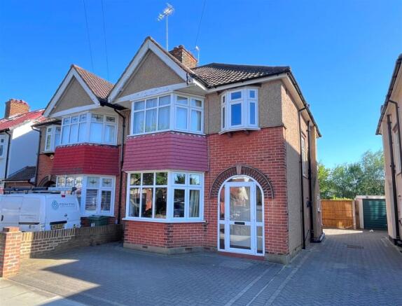 83 Constance Road a.jpg