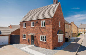11, Flamville Road, Bedford MK41 0FJ