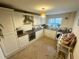 4, Ashwood Green, Havercroft, Wakefield WF4 2BQ