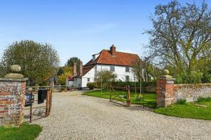 Woodhouse, Compasses Road, Pattiswick, Braintree CM77 8BB