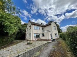 Roclans, St Bride's Road, Caldicot NP26 3AS